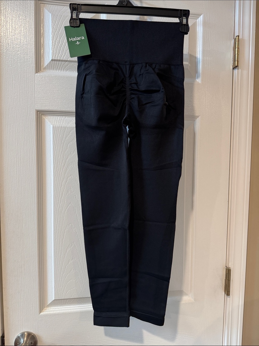 NWT Halara High-Waist Seamless Black Leggings size small